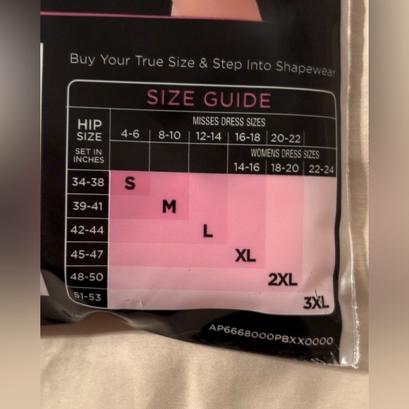 NWT Maidenform Flexees Shapers for Women in Cream Color Size XL - Picture 3 of 4